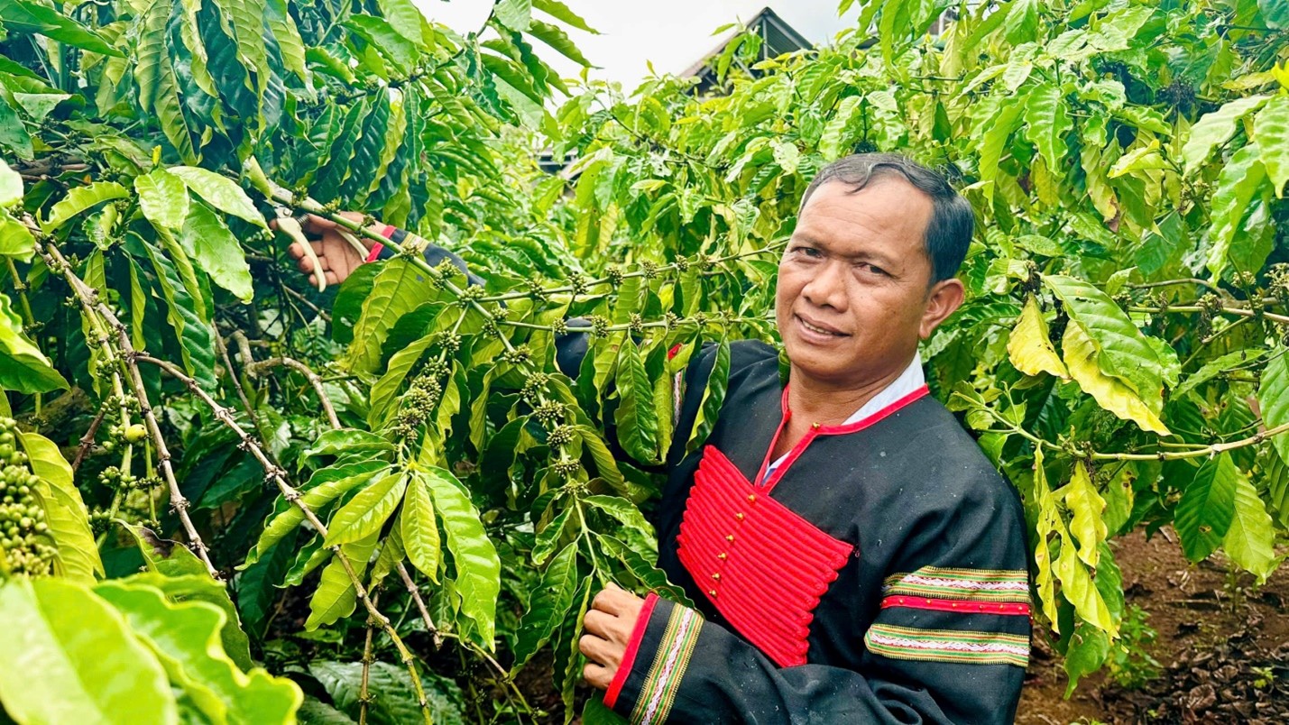 Gương sáng ở Buôn Drai, xã DLiê Yang